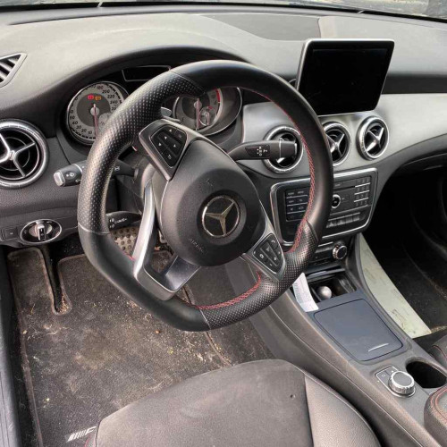 MERCEDES-BENZ CLASE CLA (BM 117)