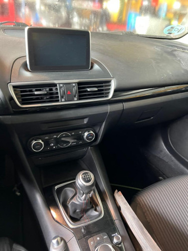 MAZDA 3 BERLINA / SEDÁN (BM/BN)