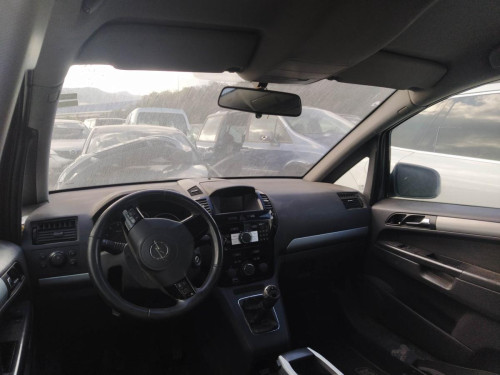 OPEL ZAFIRA B