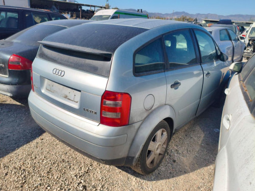 AUDI A2 (8Z)