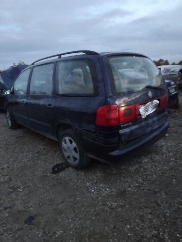 VOLKSWAGEN SHARAN (7M6/7M9)