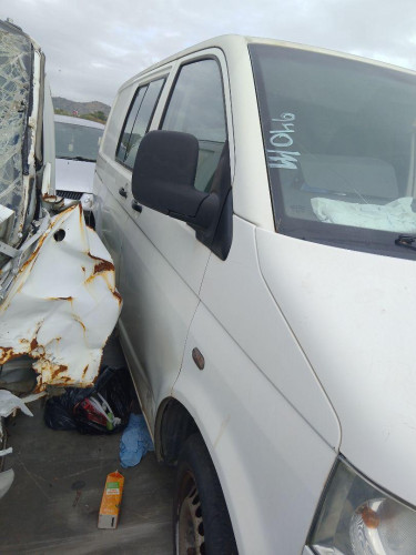 VOLKSWAGEN T5 TRANSPORTER FURGÓN/COMBI (7H)