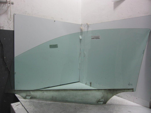 LUNA DELANTERA DERECHA