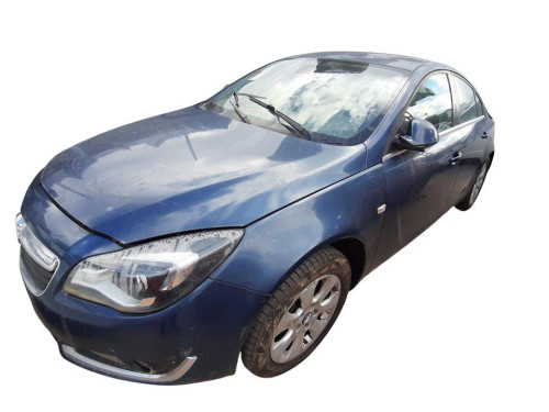 OPEL INSIGNIA BERLINA