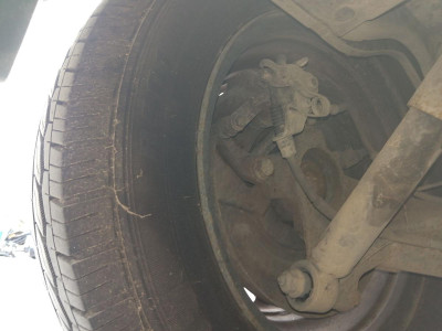 PINZA DE FRENO TRASERA IZQUIERDA