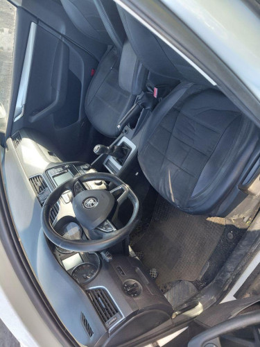 SKODA OCTAVIA BERLINA (5E3)