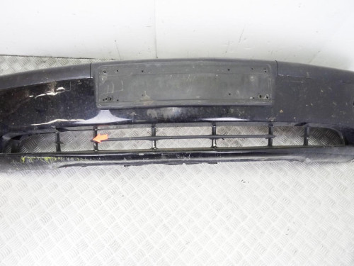 PARAGOLPES DELANTERO