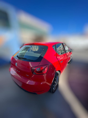 SEAT IBIZA BERLINA (6J5)