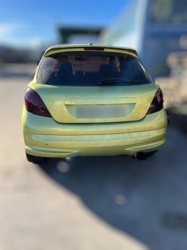 PEUGEOT 207