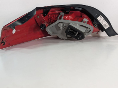 PILOTO TRASERO DERECHO