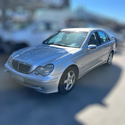 MERCEDES-BENZ CLASE C (BM 203) BERLINA