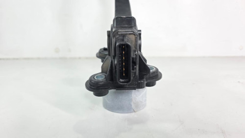 PEDAL ACELERADOR