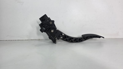 PEDAL ACELERADOR