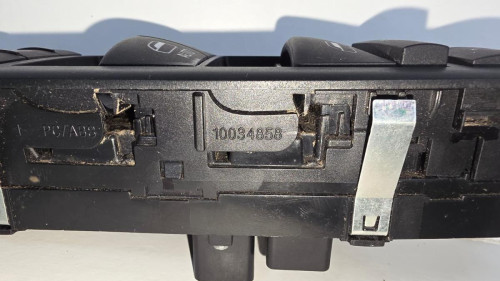 MANDO ELEVALUNAS DELANTERO IZQUIERDO