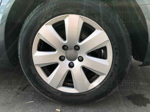 AUDI A6 BERLINA (4F2)