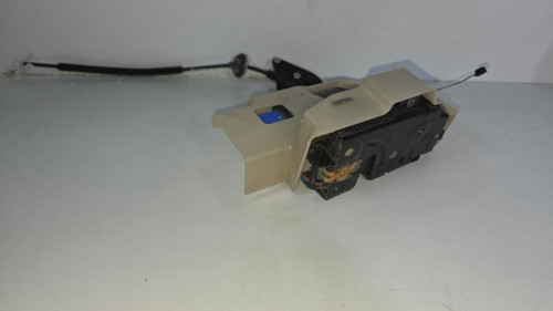 CERRADURA PUERTA DELANTERA IZQUIERDA