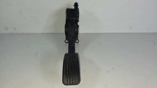 PEDAL ACELERADOR