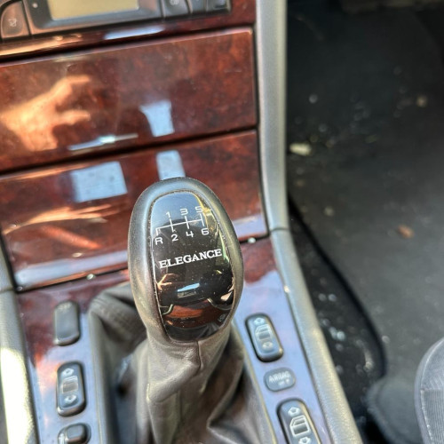 MERCEDES-BENZ CLASE E (BM 210) BERLINA