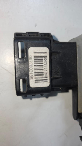 CERRADURA PUERTA DELANTERA IZQUIERDA