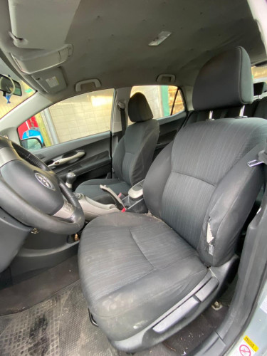 TOYOTA AURIS (E15)