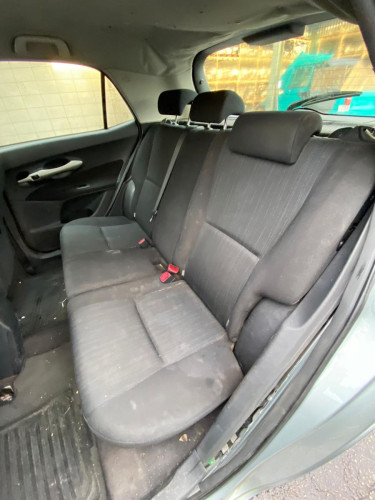 TOYOTA AURIS (E15)