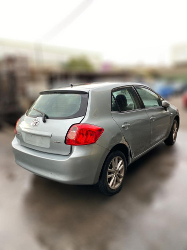 TOYOTA AURIS (E15)