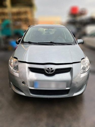 TOYOTA AURIS (E15)